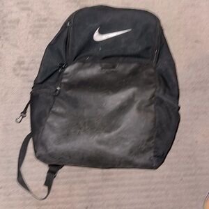 I have a Nike backpack that is about a year old and I am looking to get $20